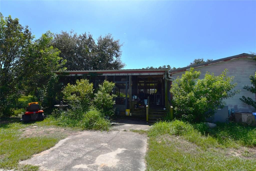 Под контрактом: $380,000 (3 спален, 2 ванн, 2140 Квадратных фут)