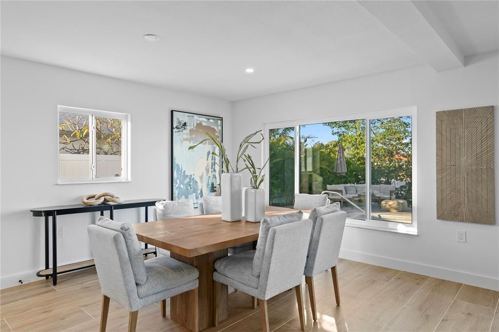 На продажу: $1,800,000 (3 спален, 2 ванн, 2248 Квадратных фут)