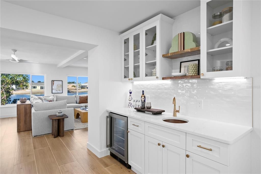 На продажу: $1,800,000 (3 спален, 2 ванн, 2248 Квадратных фут)