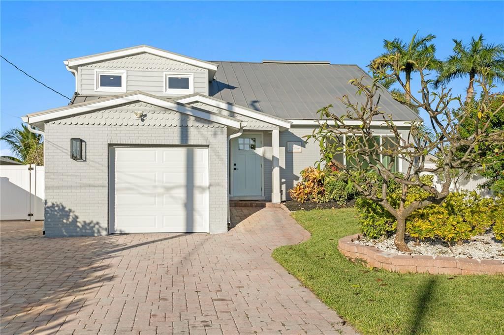 На продажу: $1,800,000 (3 спален, 2 ванн, 2248 Квадратных фут)