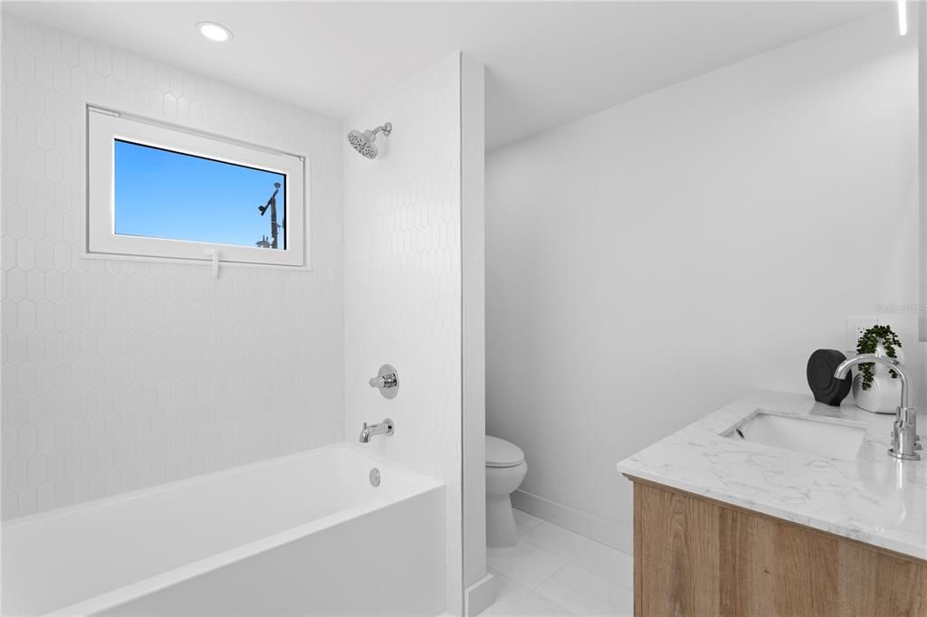 На продажу: $1,800,000 (3 спален, 2 ванн, 2248 Квадратных фут)