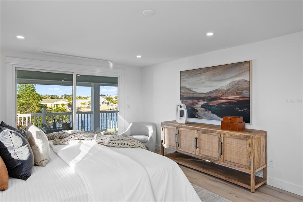 На продажу: $1,800,000 (3 спален, 2 ванн, 2248 Квадратных фут)