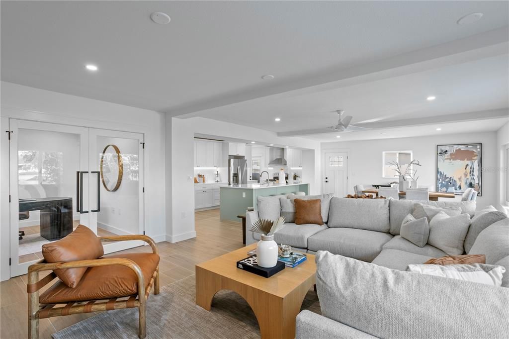 На продажу: $1,800,000 (3 спален, 2 ванн, 2248 Квадратных фут)