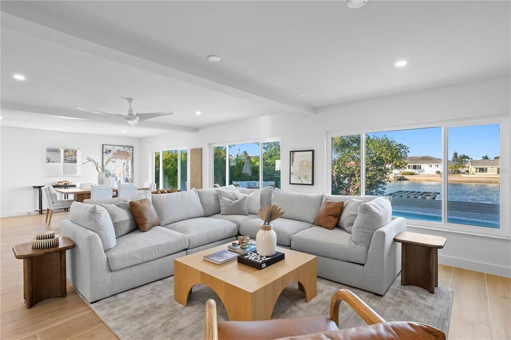 На продажу: $1,800,000 (3 спален, 2 ванн, 2248 Квадратных фут)