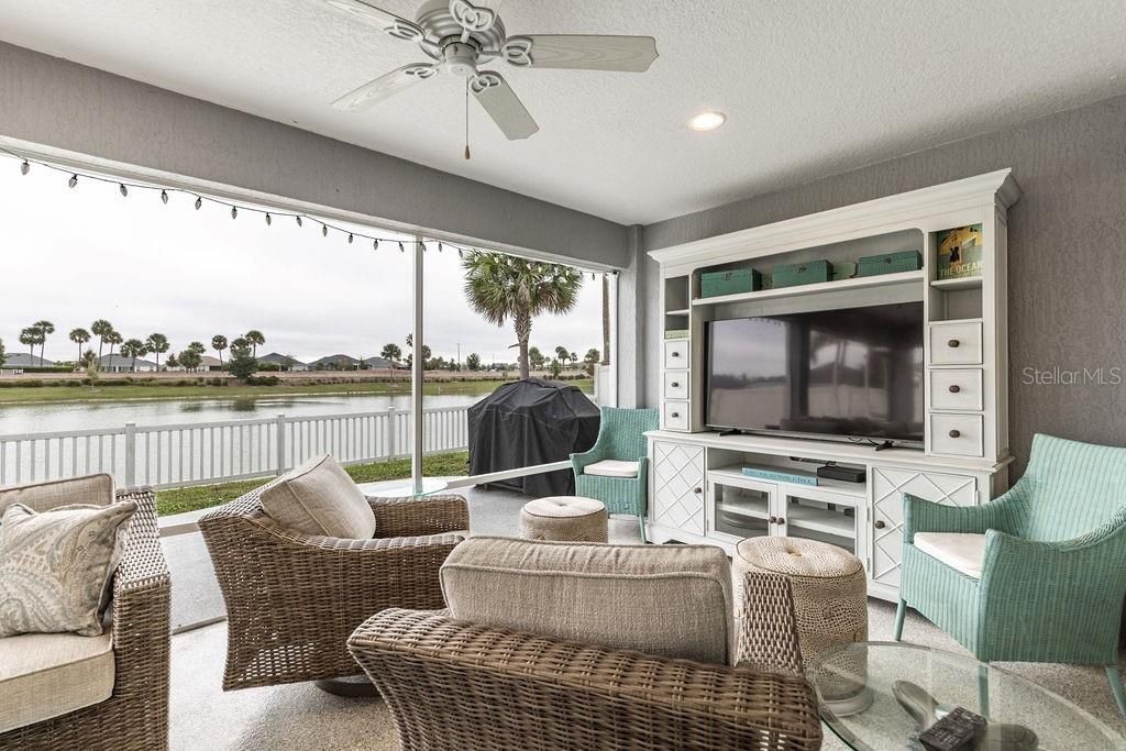 For Sale: $729,900 (3 beds, 2 baths, 1922 Square Feet)