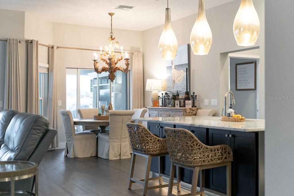 For Sale: $729,900 (3 beds, 2 baths, 1922 Square Feet)