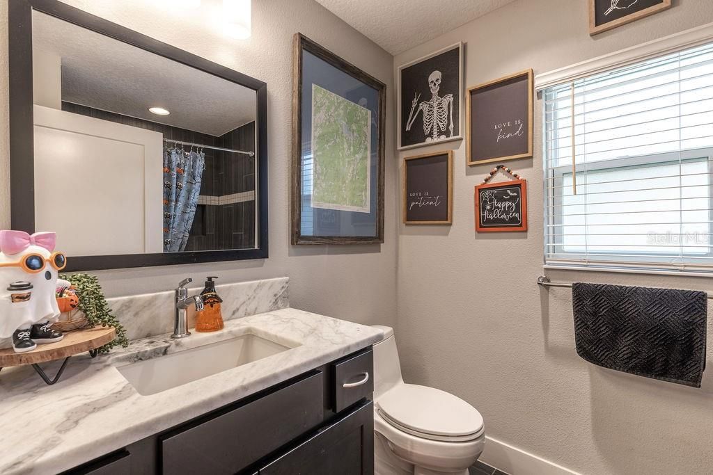 For Sale: $729,900 (3 beds, 2 baths, 1922 Square Feet)