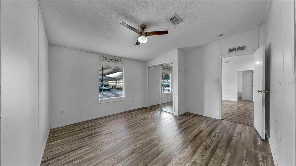 На продажу: $220,000 (3 спален, 2 ванн, 1080 Квадратных фут)