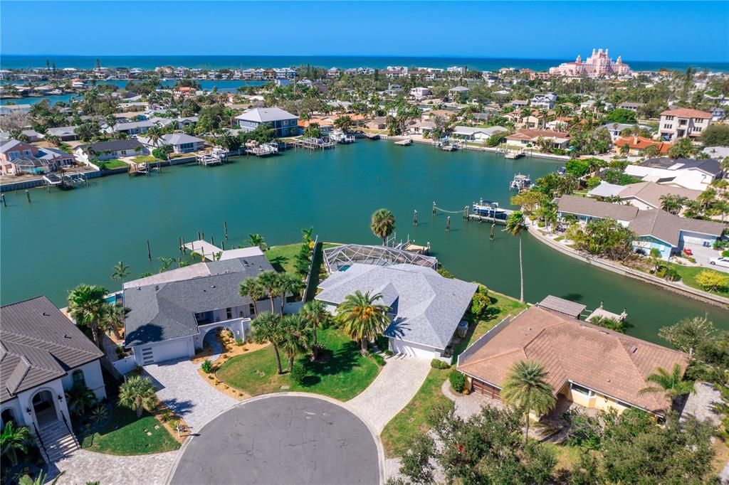 На продажу: $1,900,000 (3 спален, 2 ванн, 2193 Квадратных фут)