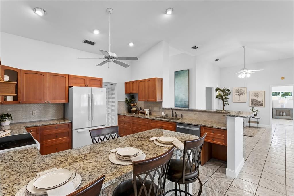 На продажу: $1,900,000 (3 спален, 2 ванн, 2193 Квадратных фут)