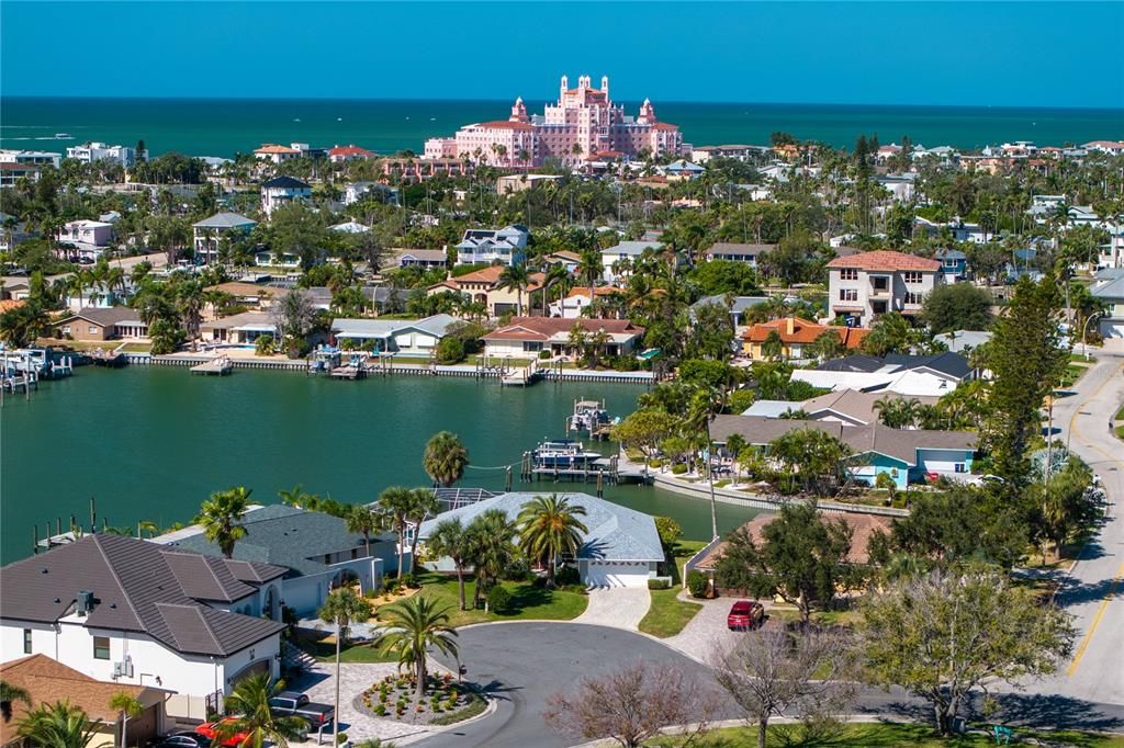 На продажу: $1,900,000 (3 спален, 2 ванн, 2193 Квадратных фут)