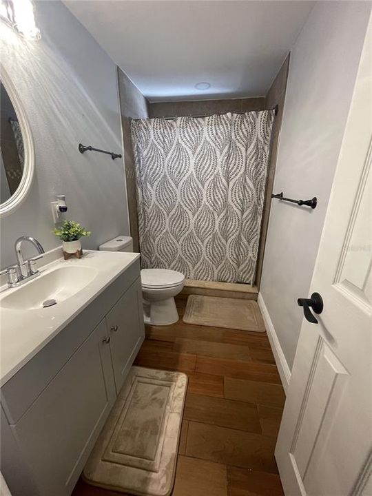 Active With Contract: $2,600 (3 beds, 2 baths, 1368 Square Feet)