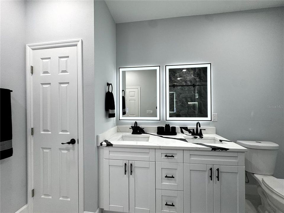 For Sale: $510,000 (3 beds, 3 baths, 1754 Square Feet)