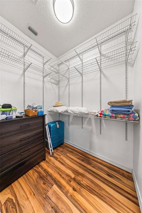 For Sale: $1,050,000 (3 beds, 2 baths, 2227 Square Feet)