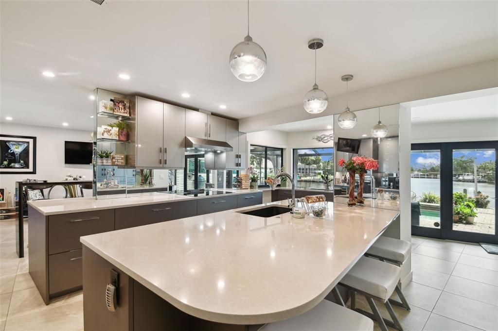 待售: $1,899,999 (4 贝兹, 2 浴室, 2831 平方英尺)