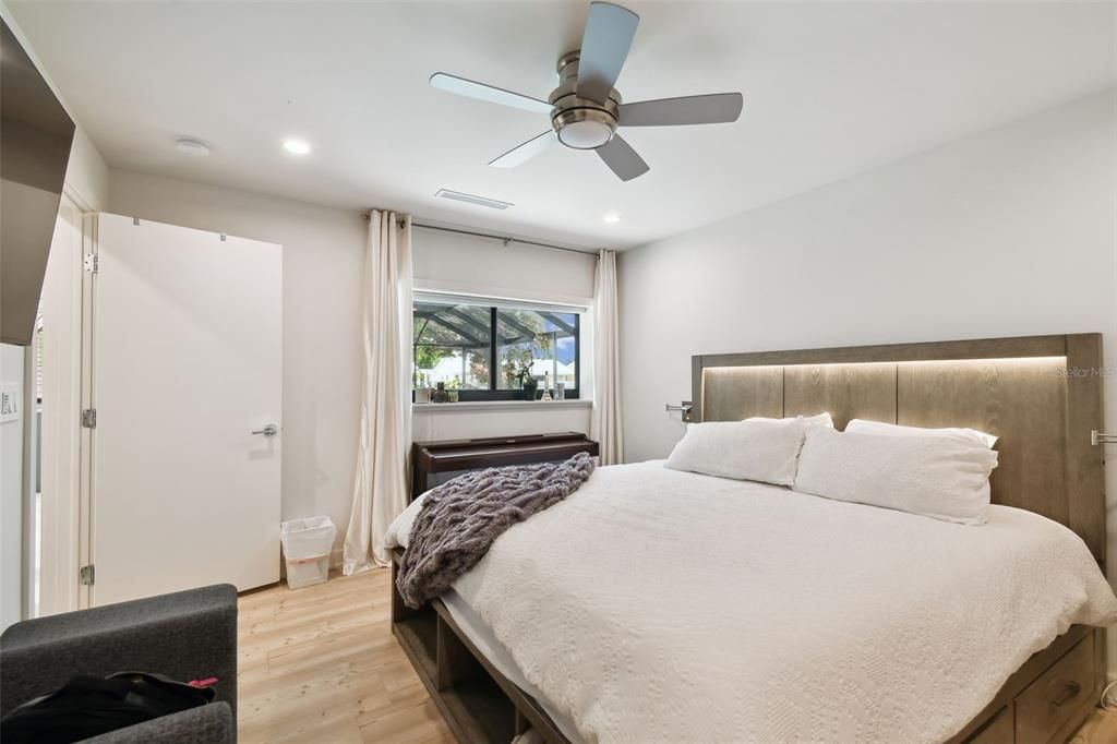 待售: $1,899,999 (4 贝兹, 2 浴室, 2831 平方英尺)