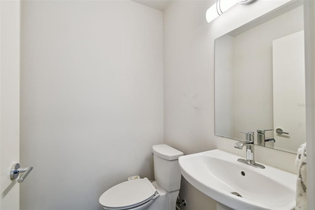 待售: $1,899,999 (4 贝兹, 2 浴室, 2831 平方英尺)