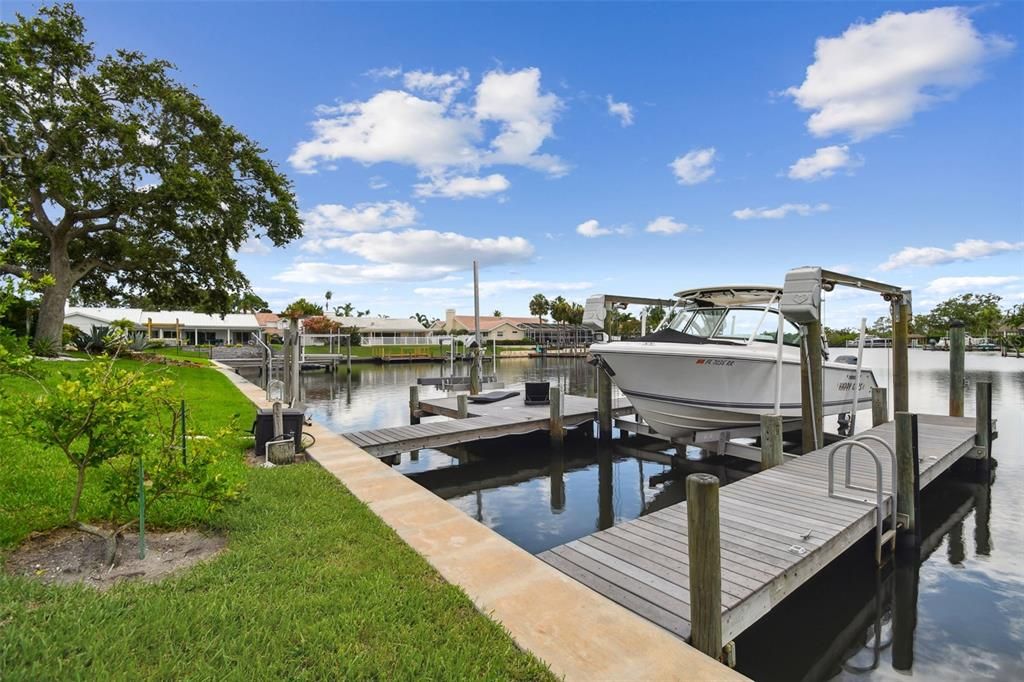 待售: $1,899,999 (4 贝兹, 2 浴室, 2831 平方英尺)