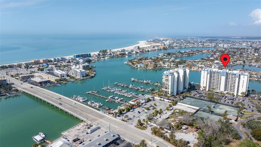 For Sale: $562,500 (2 beds, 2 baths, 1175 Square Feet)