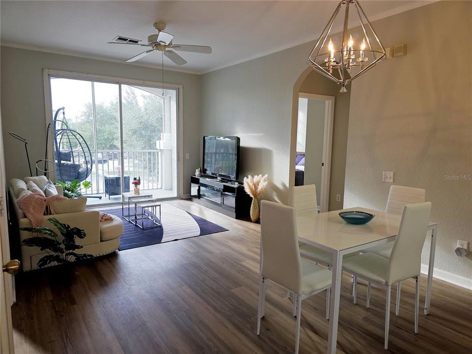 En Venta: $229,000 (3 camas, 2 baños, 1268 Pies cuadrados)