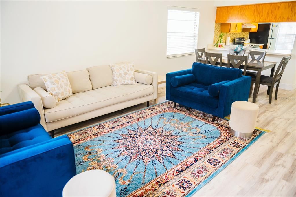 For Sale: $359,000 (3 beds, 2 baths, 1353 Square Feet)