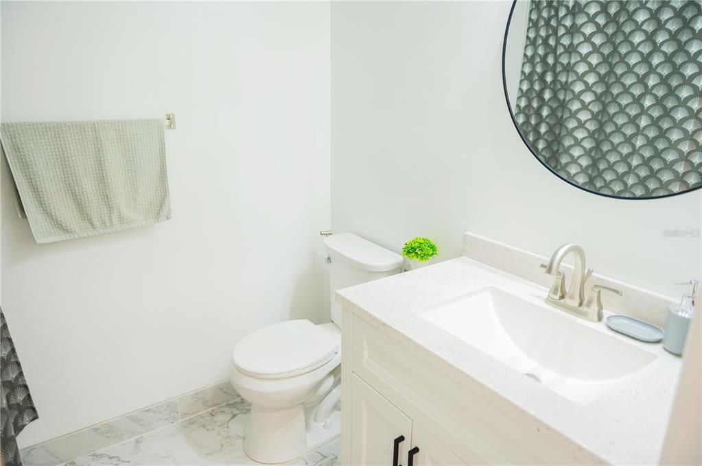 For Sale: $359,000 (3 beds, 2 baths, 1353 Square Feet)