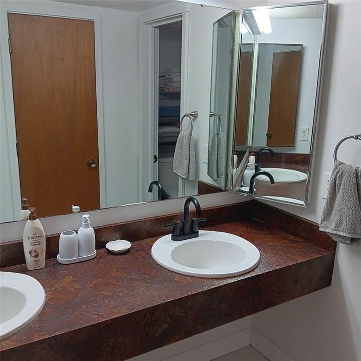 En Venta: $119,000 (1 camas, 1 baños, 974 Pies cuadrados)