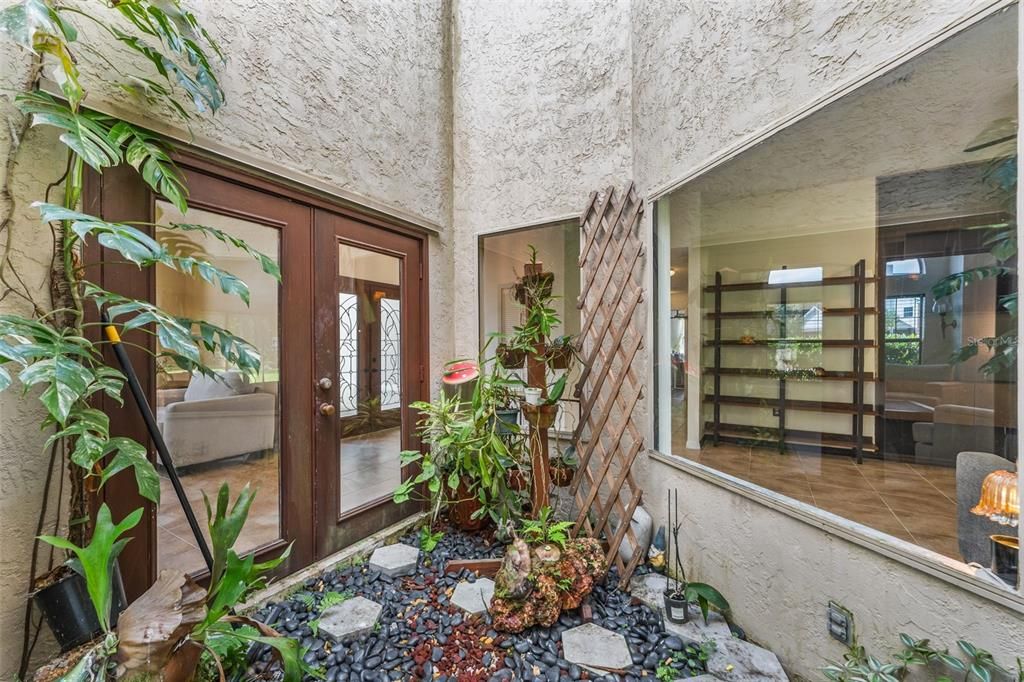 待售: $575,000 (3 贝兹, 2 浴室, 2106 平方英尺)