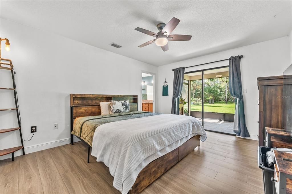 待售: $575,000 (3 贝兹, 2 浴室, 2106 平方英尺)