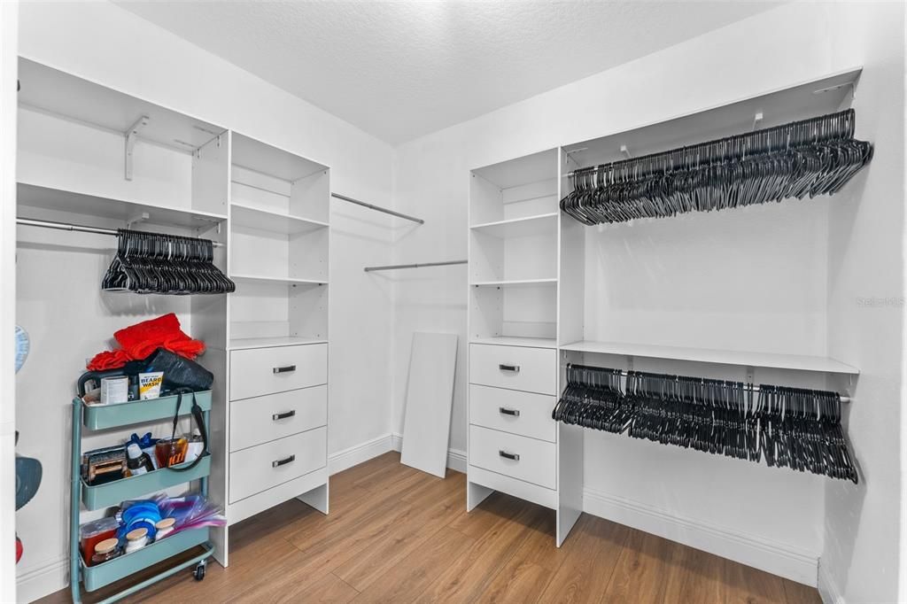 待售: $575,000 (3 贝兹, 2 浴室, 2106 平方英尺)