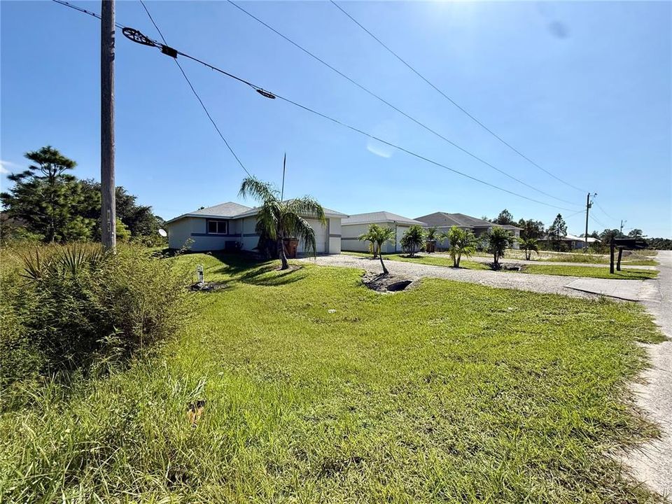 待售: $419,000 (6 贝兹, 0 浴室, 2306 平方英尺)