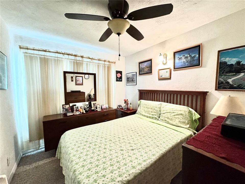 待售: $464,000 (4 贝兹, 3 浴室, 1677 平方英尺)