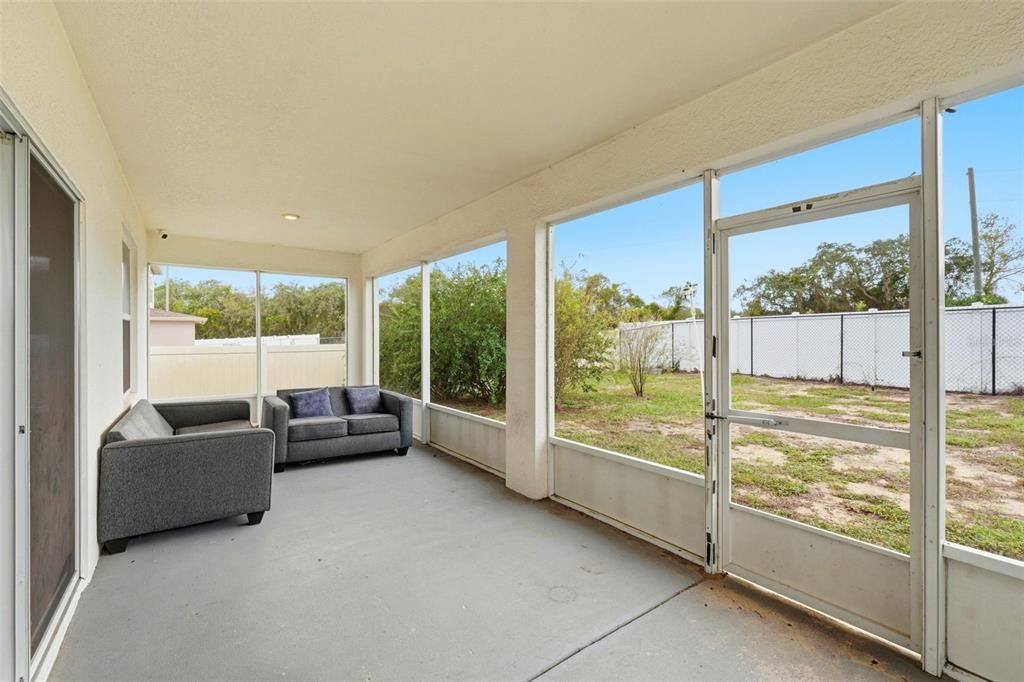 待售: $320,000 (3 贝兹, 2 浴室, 1600 平方英尺)