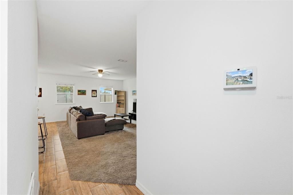 待售: $320,000 (3 贝兹, 2 浴室, 1600 平方英尺)