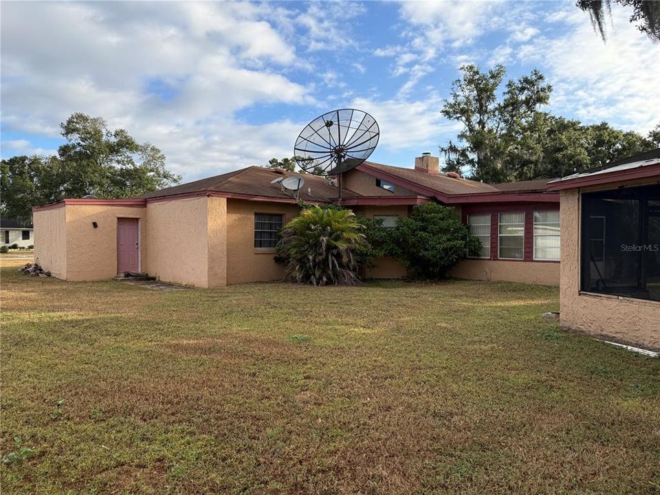 待售: $294,980 (3 贝兹, 2 浴室, 1967 平方英尺)