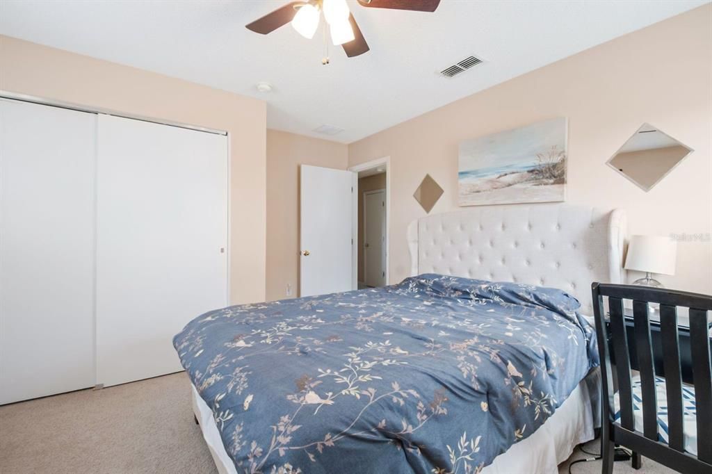 待售: $425,000 (4 贝兹, 2 浴室, 3434 平方英尺)