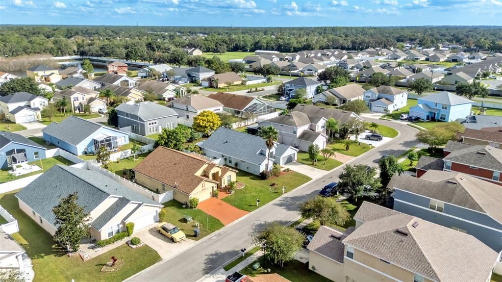 待售: $350,000 (4 贝兹, 3 浴室, 2070 平方英尺)