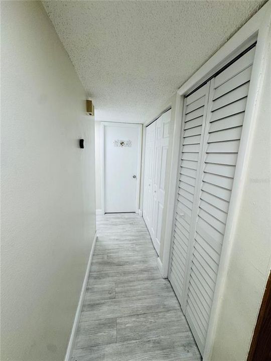 For Sale: $225,000 (3 beds, 2 baths, 1176 Square Feet)