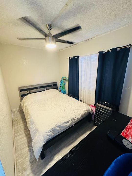 For Sale: $225,000 (3 beds, 2 baths, 1176 Square Feet)