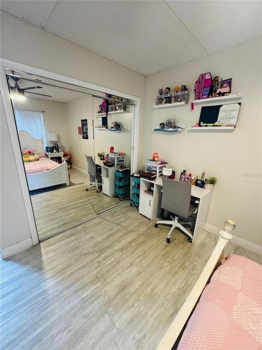 For Sale: $225,000 (3 beds, 2 baths, 1176 Square Feet)