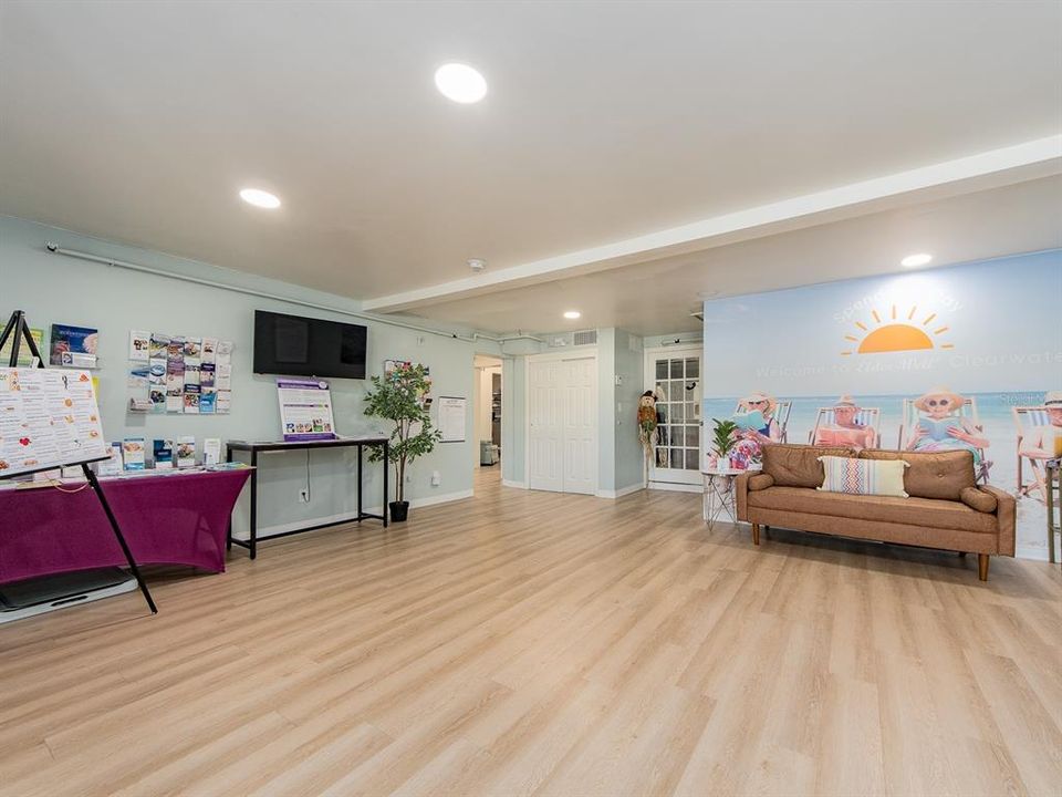 Active With Contract: $650,000 (0 beds, 0 baths, 2740 Square Feet)