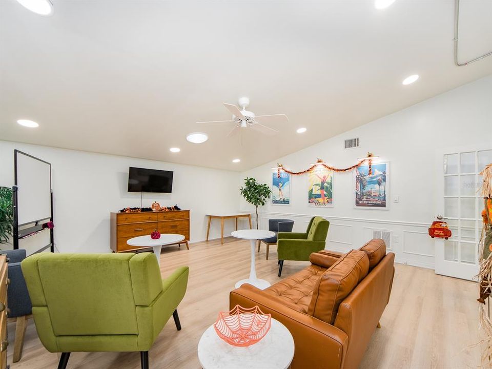 Active With Contract: $650,000 (0 beds, 0 baths, 2740 Square Feet)