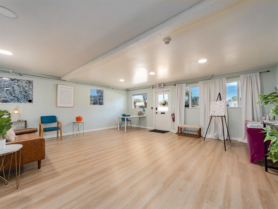 Active With Contract: $650,000 (0 beds, 0 baths, 2740 Square Feet)