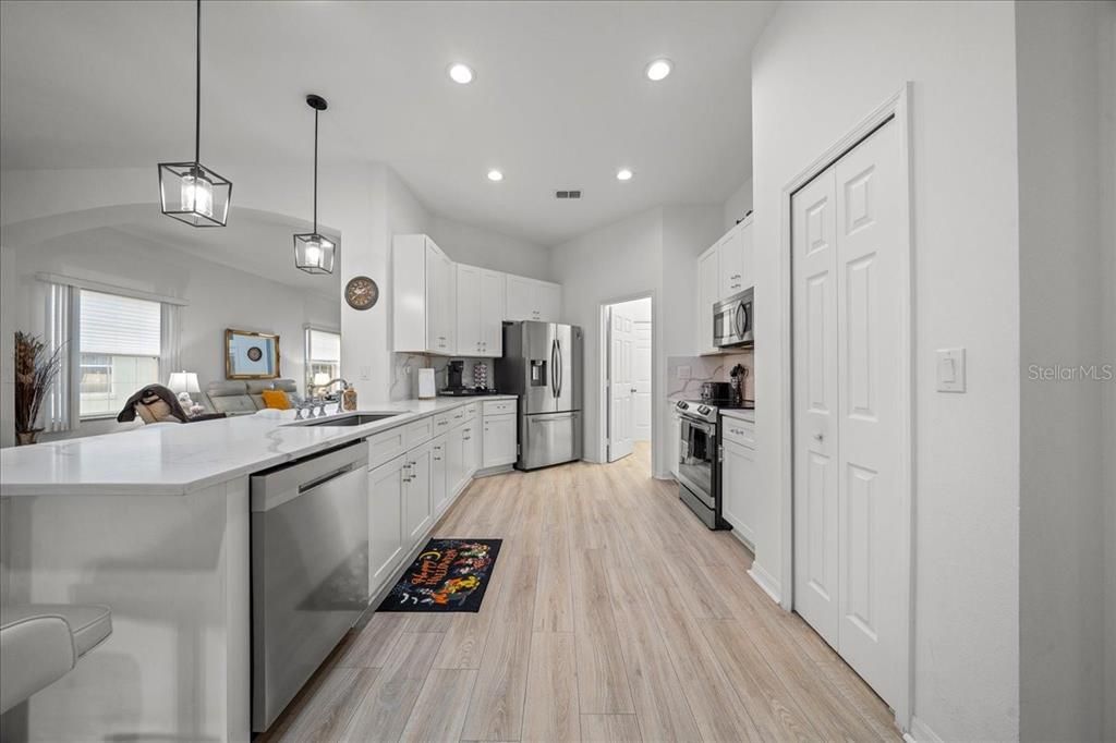 En Venta: $344,900 (3 camas, 2 baños, 1856 Pies cuadrados)