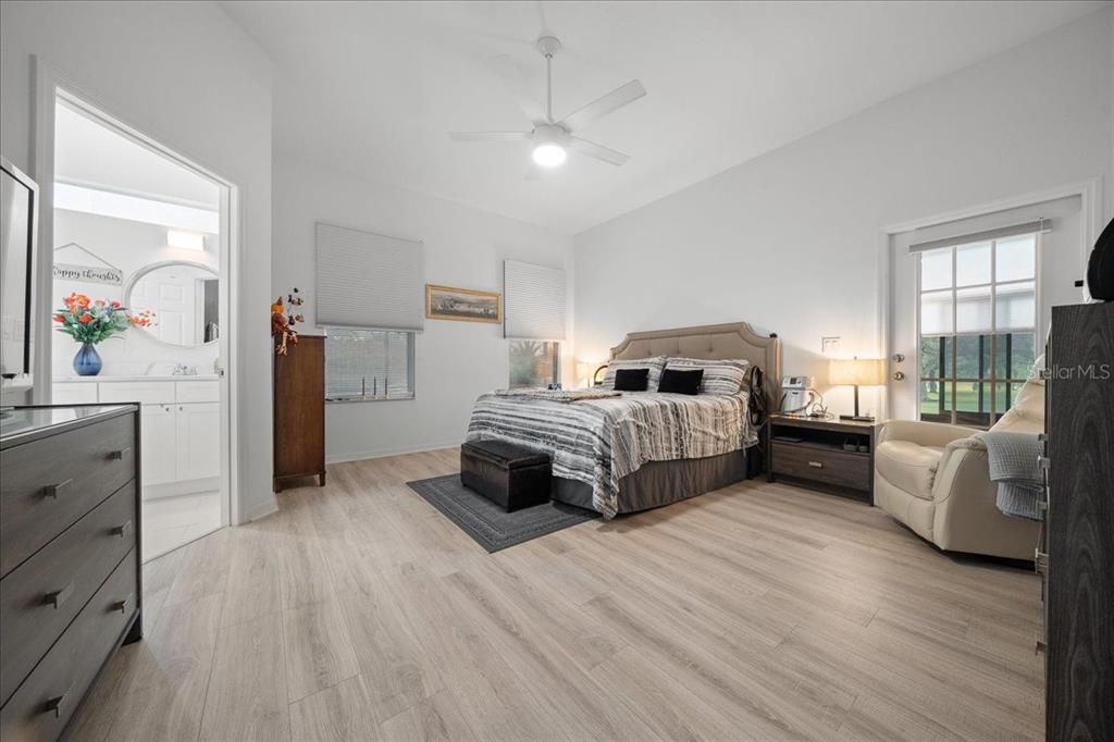 En Venta: $344,900 (3 camas, 2 baños, 1856 Pies cuadrados)