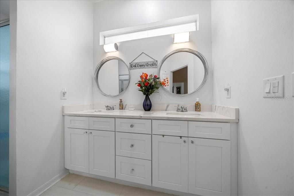 En Venta: $344,900 (3 camas, 2 baños, 1856 Pies cuadrados)