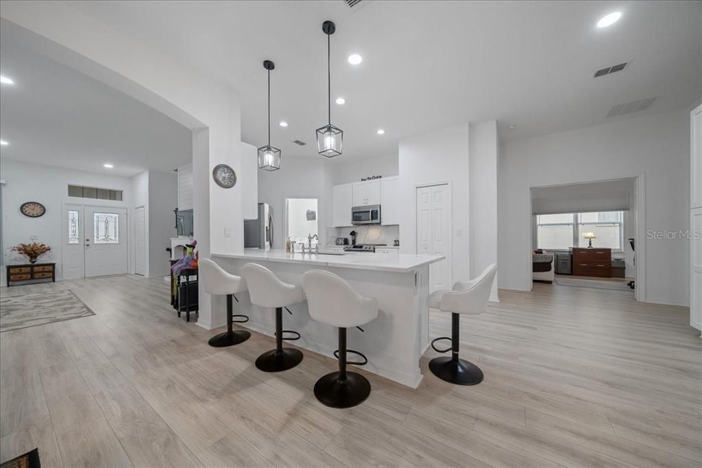 En Venta: $344,900 (3 camas, 2 baños, 1856 Pies cuadrados)