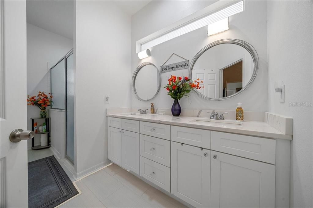 En Venta: $344,900 (3 camas, 2 baños, 1856 Pies cuadrados)