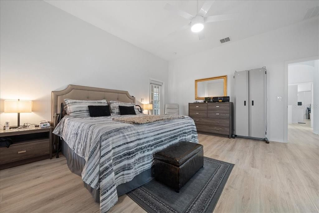 En Venta: $344,900 (3 camas, 2 baños, 1856 Pies cuadrados)