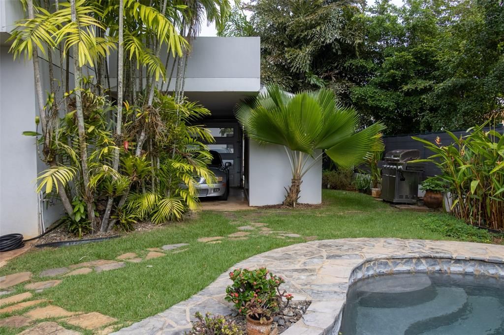 На продажу: $650,000 (4 спален, 2 ванн, 1490 Квадратных фут)